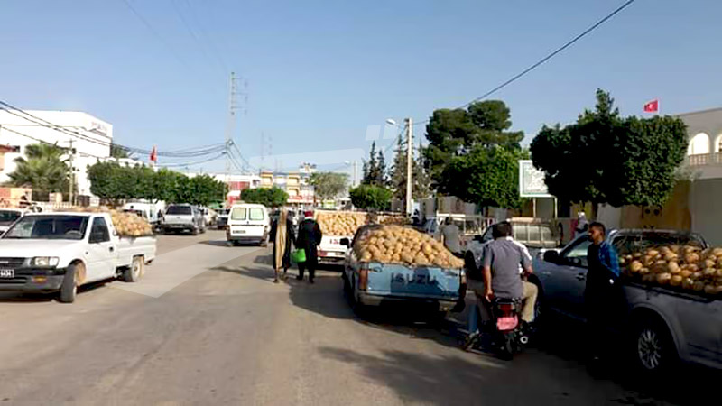 الرقاب : منتجو ”البطيخ” يحتجون